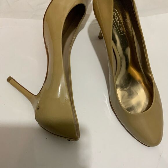 Coach New York Grand patent beige kitten heel pointy toe pumps heels Size 8 B - Picture 7 of 14